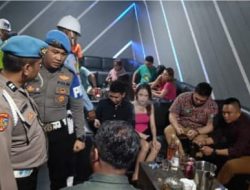 Polresta Manado Bersama DENPOM XII/Merdeka Gelar Operasi Gabungan Gaktiblin untuk Tegakkan Disiplin di Tempat Hiburan Malam.