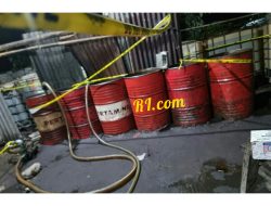 Polda Sulut Bongkar Praktik Penimbunan Ribuan Liter BBM Jenis Solar Bersubsidi di Desa Koka.
