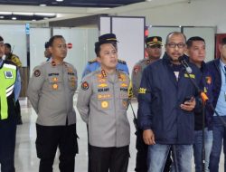 2 Pelaku Kasus Judi Online Libatkan Pegawai Komdigi Tiba di Bandara Soetta