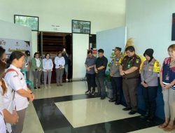 Polresta Manado Pastikan Kelancaran Pendistribusian Logistik Pilkada 2024 pada Hari Kedua.