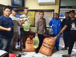 Polsek Pelabuhan Manado Amankan 100 Liter Miras Jenis Cap Tikus dalam Operasi Miras dan Barang Ilegal di Pelabuhan.