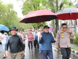 Kapolresta Manado dan Walikota Manado Tinjau Lokasi Banjir.
